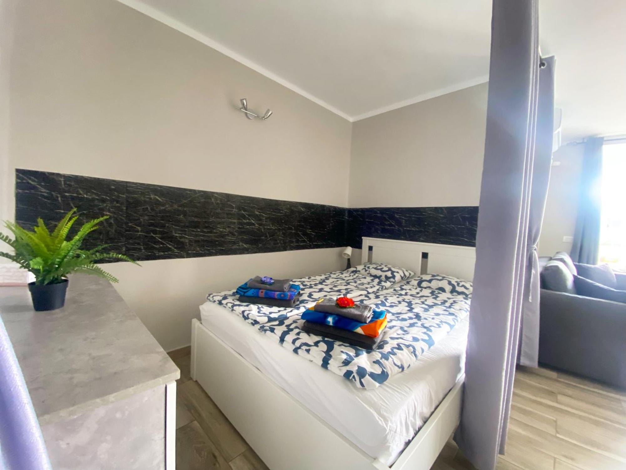 Sissy Tenerife Apartman Сан Мигел де Абона Екстериор снимка